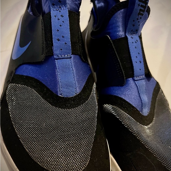 Nike Flex Running Shoes 👟 - Picture 9 of 10